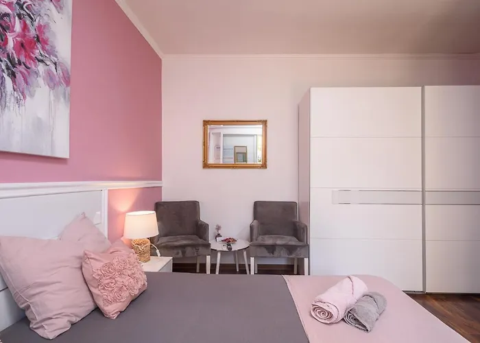 Vikeli Appartement Trogir