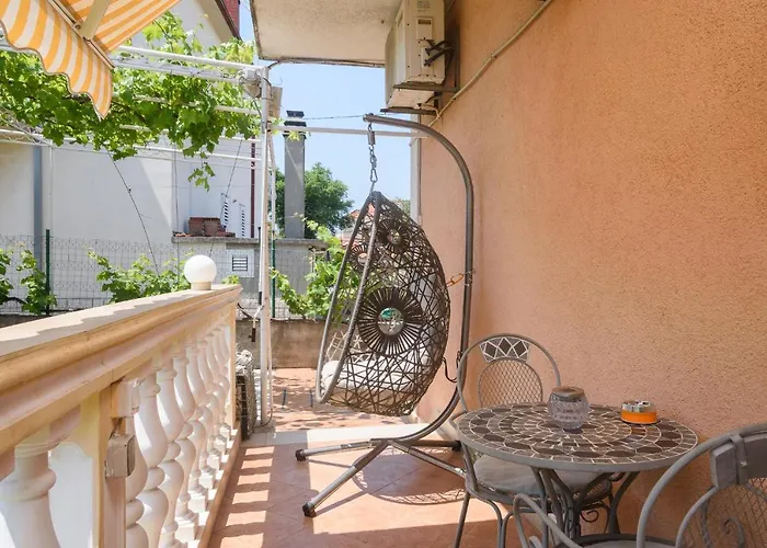 Vikeli Appartement *