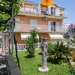 Vikeli * Τρογκίρ