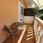 Vikeli Τρογκίρ