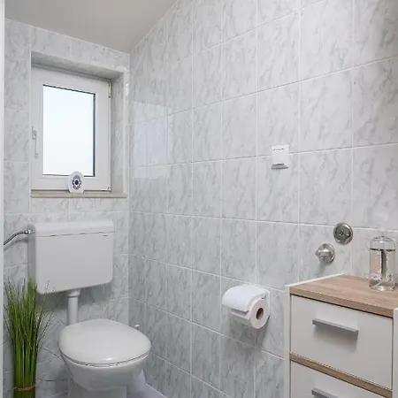 Vikeli Apartamento *