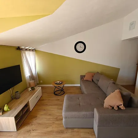 Apartamento Vikeli *